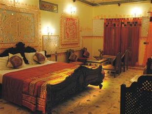 Syna Tiger Resort Tāla Екстериор снимка